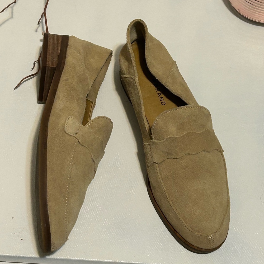 Lucky Brand Women s Beige Suede Slip-Ons
